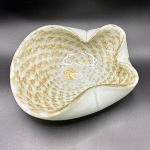 Elegant Cream and Gold Decorative Bowl Ashtray